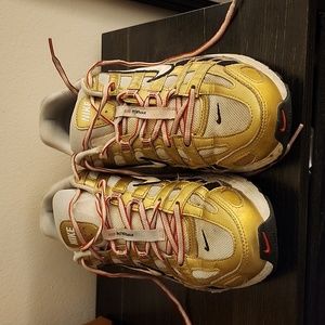 Nike Bowermans gold black and white mens size 9.5